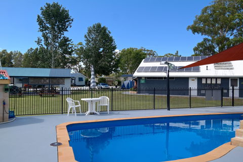 Colonial Holiday Park & Leisure Village - SA Accommodation 1