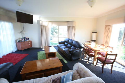 Farm Accommodation - SA Accommodation 11