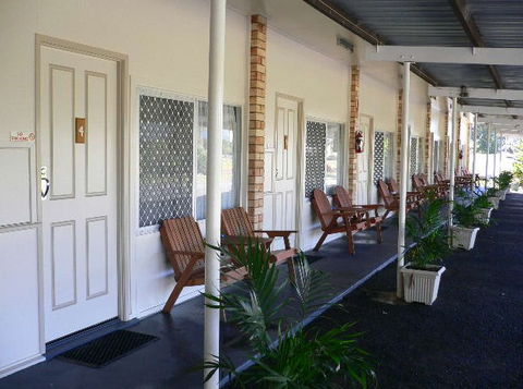 Chinchilla Motel - SA Accommodation 3