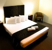 Country Plaza Motor Inn - SA Accommodation