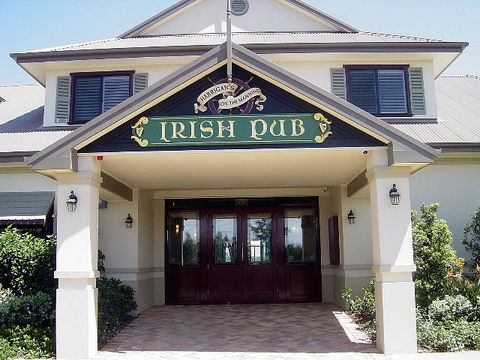 Harrigan's Irish Pub & Ibis Styles Harrington - SA Accommodation 1
