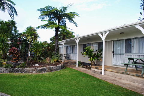 Hibiscus Regal Apartments - SA Accommodation 2