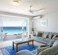 La Mer Sunshine Beachfront Apartments - SA Accommodation