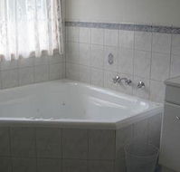 Macburn Self Contained Cottages Dog Friendly - SA Accommodation