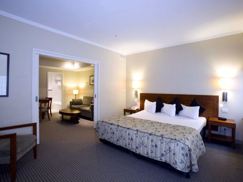Quality Hotel Batman's Hill On Collins - SA Accommodation 2