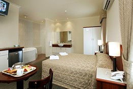 Quality Hotel Bayswater - SA Accommodation 7