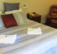 Sisleys Motel - SA Accommodation