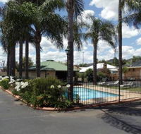 Town  Country Motor Inn Tamworth - SA Accommodation
