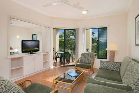 Tropic Towers Apartments - SA Accommodation 0