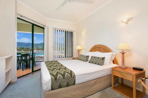 Tropic Towers Apartments - SA Accommodation 10