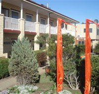 Baywatch Manor Augusta YHA - SA Accommodation