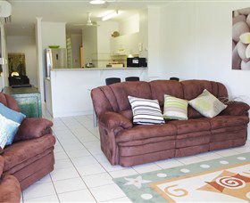 Absolute Beachfront Apartment - SA Accommodation 3