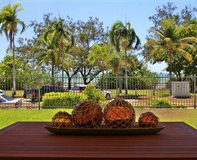 Absolute Beachfront Apartment - SA Accommodation 1