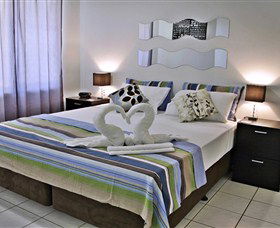 Absolute Beachfront Apartment - SA Accommodation 2