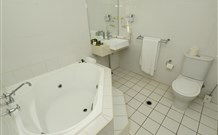 Cootamundra Heritage Motel - SA Accommodation 4