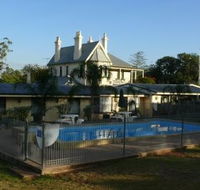 Airlie House Motor Inn - SA Accommodation