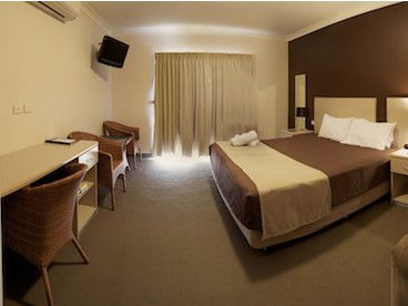Warners At The Bay - SA Accommodation 1