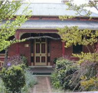 FINCHES OF BEECHWORTH - SA Accommodation