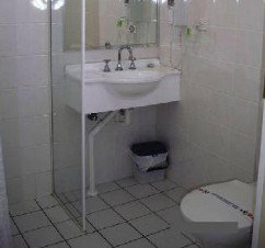 Larras Lee NSW SA Accommodation