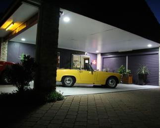 Avlon Gardens Motel - SA Accommodation 2