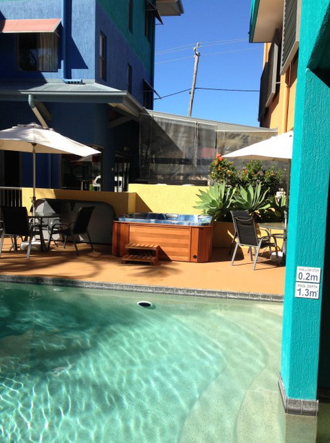 Coolum Beach Resort - SA Accommodation 2