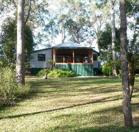 Bushland Cottages and Lodge Yungaburra - SA Accommodation