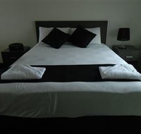 Dooleys Tavern and Motel Capella - SA Accommodation