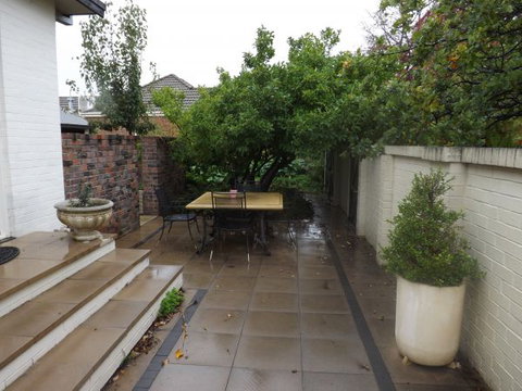 Apartments On-The-Park: The Studio - SA Accommodation 6