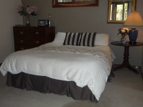 Apartments On-The-Park: The Studio - SA Accommodation 9