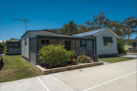 Colonial Holiday Park And Leisure Village - SA Accommodation 6