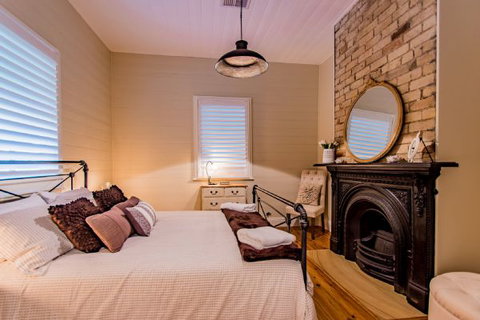 Hindmarsh Park Holiday Cottage - SA Accommodation 6