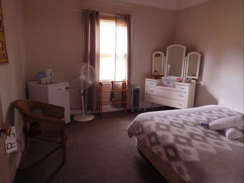 Victoria Hotel: Moonan Flat - SA Accommodation 5