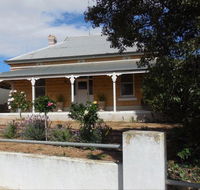 Book Keepers Cottage Waikerie - SA Accommodation