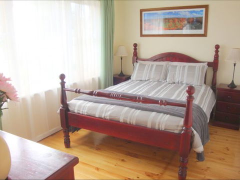 Christies Cottage For Holidays And Relocations. - SA Accommodation 17