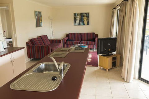 Island Dream Escape - SA Accommodation 2