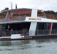Takeme2 Houseboat - SA Accommodation