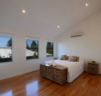 Dream Catcher Beach House - SA Accommodation