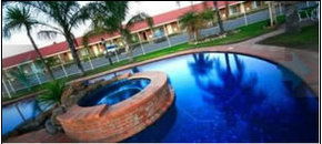 Best Western Pines Country Club Motor Inn - SA Accommodation 5