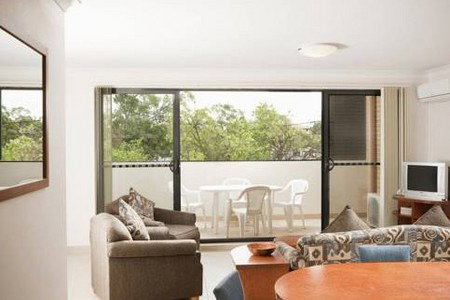 Pacific International Apts Bankstown - SA Accommodation 1