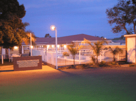 Charles Rasp Motor Inn and Cottages - SA Accommodation
