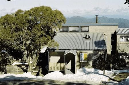 Merrijig Ski Club - SA Accommodation 1