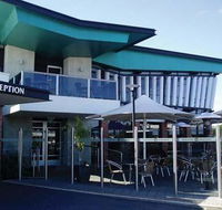 Highlander Hotel Bar Kitchen Rooftop - SA Accommodation