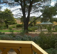 Lyndoch Hill Retreat - SA Accommodation
