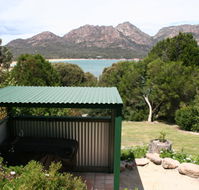 Coles Bay Waterfronters - SA Accommodation