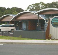 Strahan Bungalows - SA Accommodation