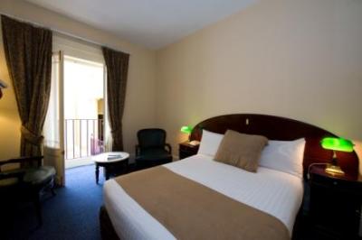 Hadley's Orient Hotel - SA Accommodation 1