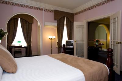 Hadley's Orient Hotel - SA Accommodation 3