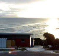 Freycinet Beach Apartments - SA Accommodation