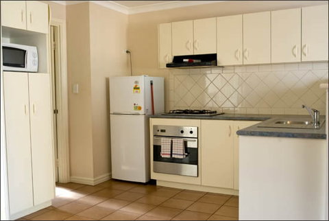 Tower Hotel - SA Accommodation 6