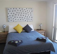 Cliff House Beachfront Villas - SA Accommodation